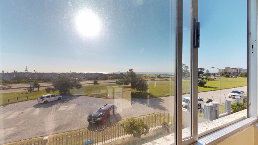 1 Bedroom Property for Sale in Humewood Eastern Cape